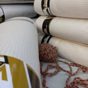 خرید و قیمت عمده پارچه حریر اسلپ طلایی برند veniz
